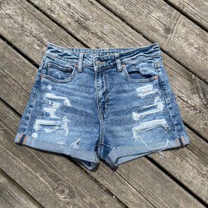 🦅 American Eagle Comfy Distressed High-Rise Cuffed Denim Stretch Mom Shorts 🦅
